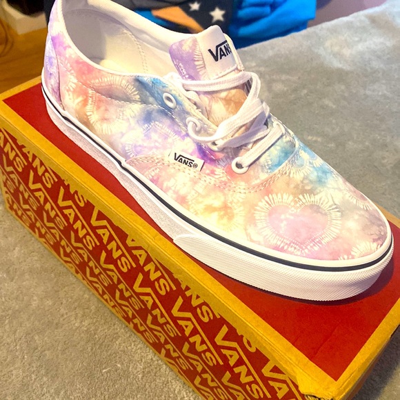 Vans Shoes - Vans doheny